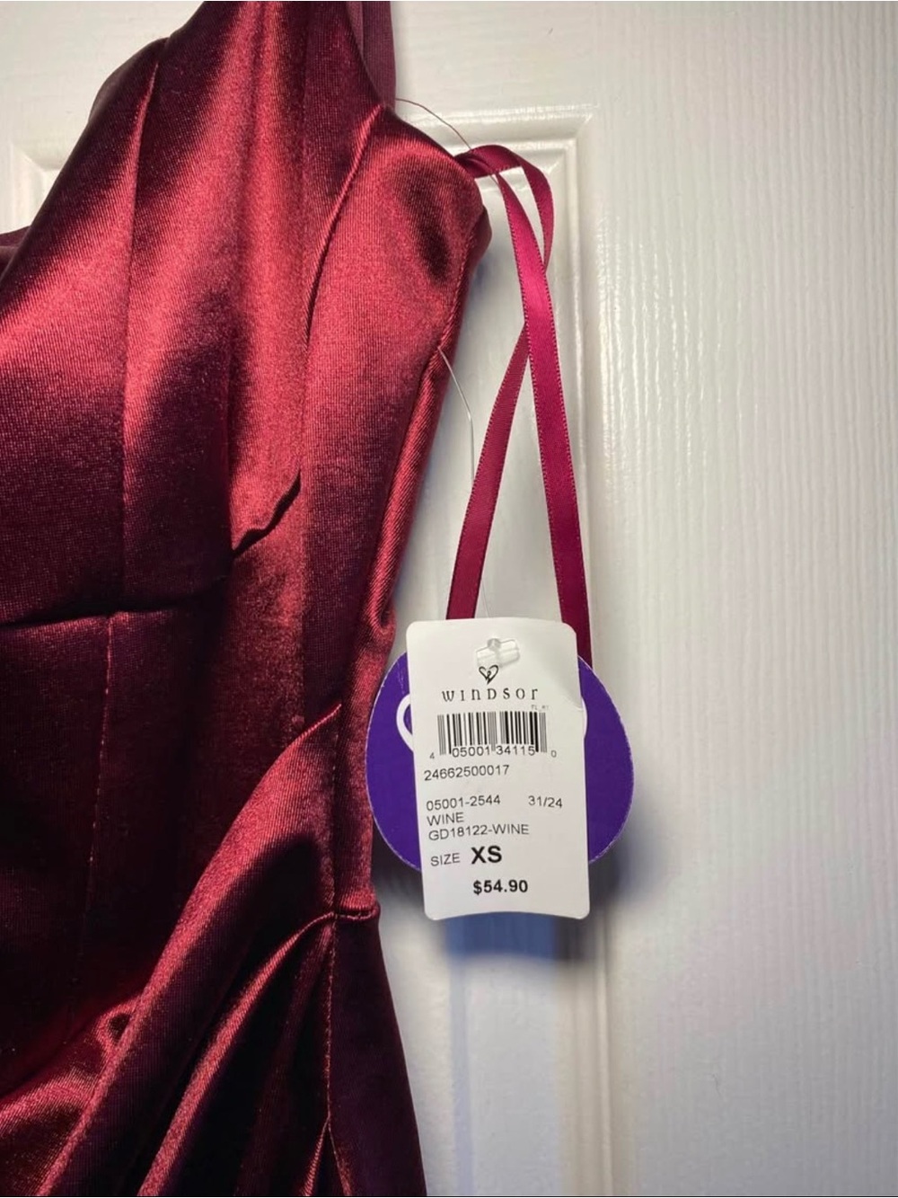 Wine Red Satin Windsor Bodycon Dress - Picture 3 of 3